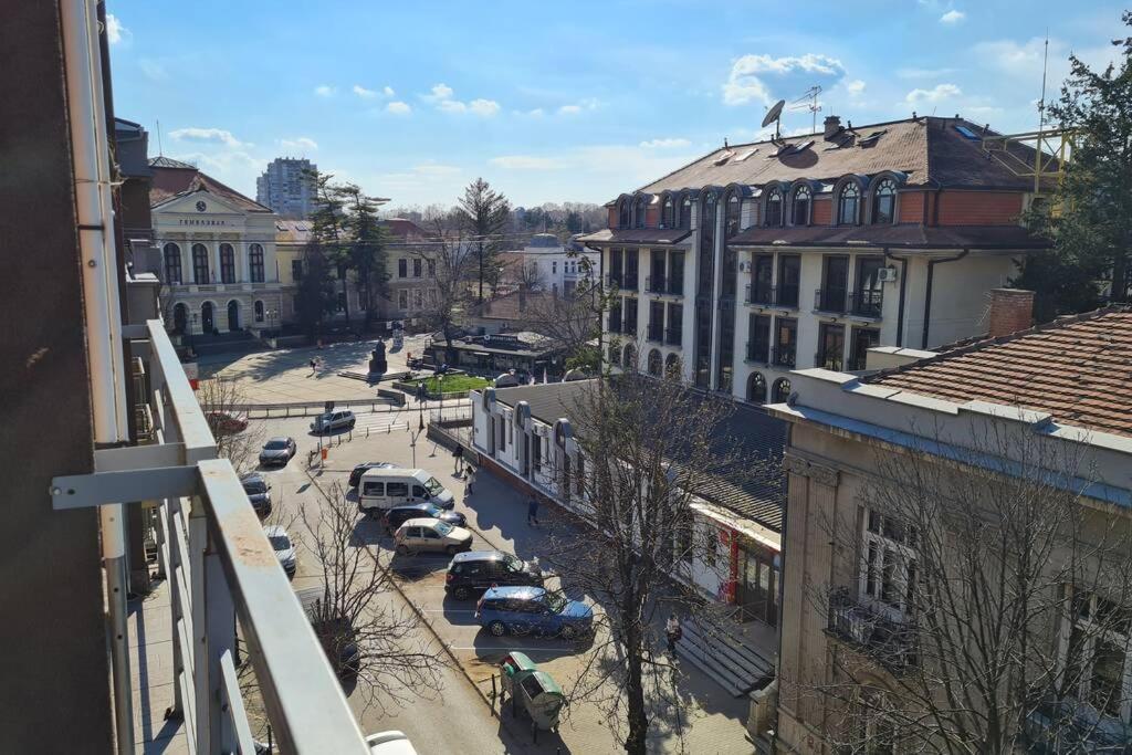 Lux Apartman Rose - Kragujevac Extérieur photo