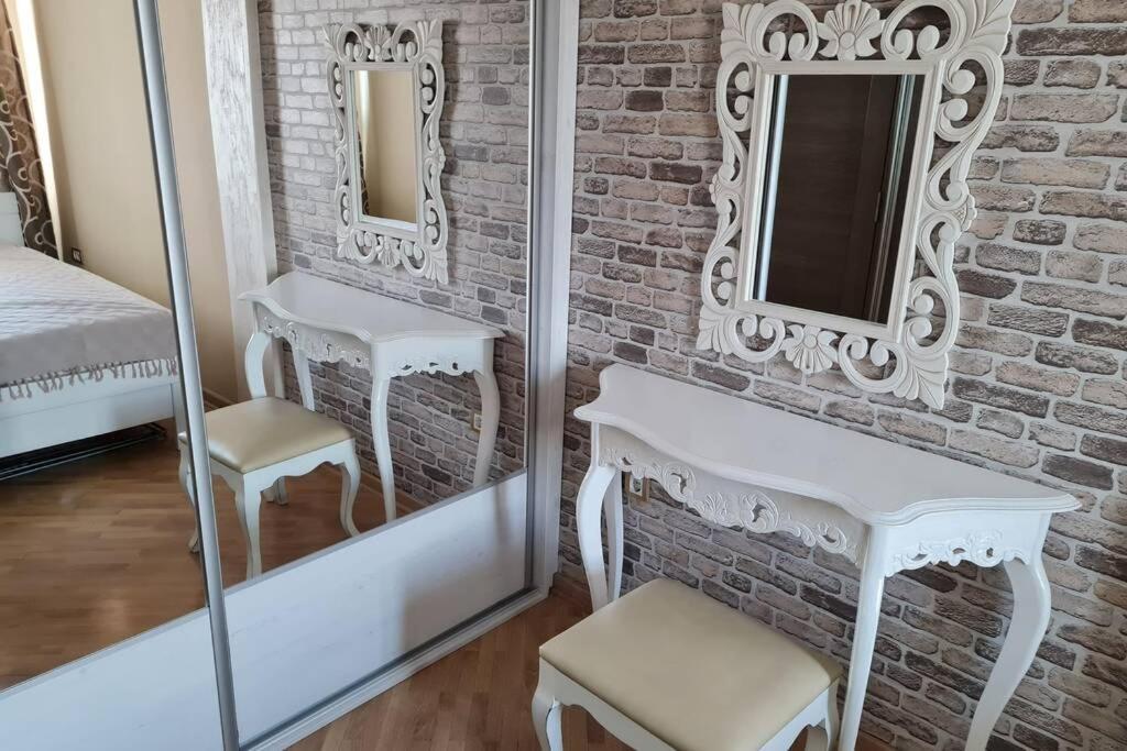 Lux Apartman Rose - Kragujevac Extérieur photo