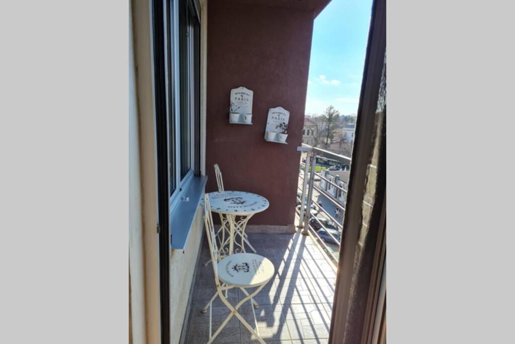 Lux Apartman Rose - Kragujevac Extérieur photo